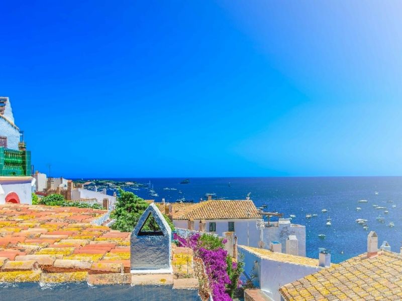 white houses at the sea